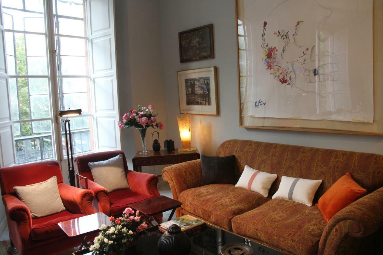 Luxurious 2 Bedroom Flat In A Historic Building Sevilla Bagian luar foto