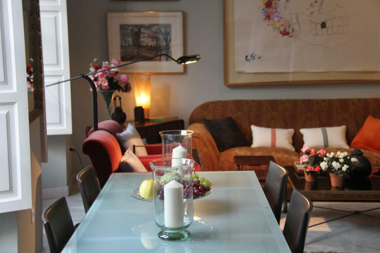 Luxurious 2 Bedroom Flat In A Historic Building Sevilla Bagian luar foto