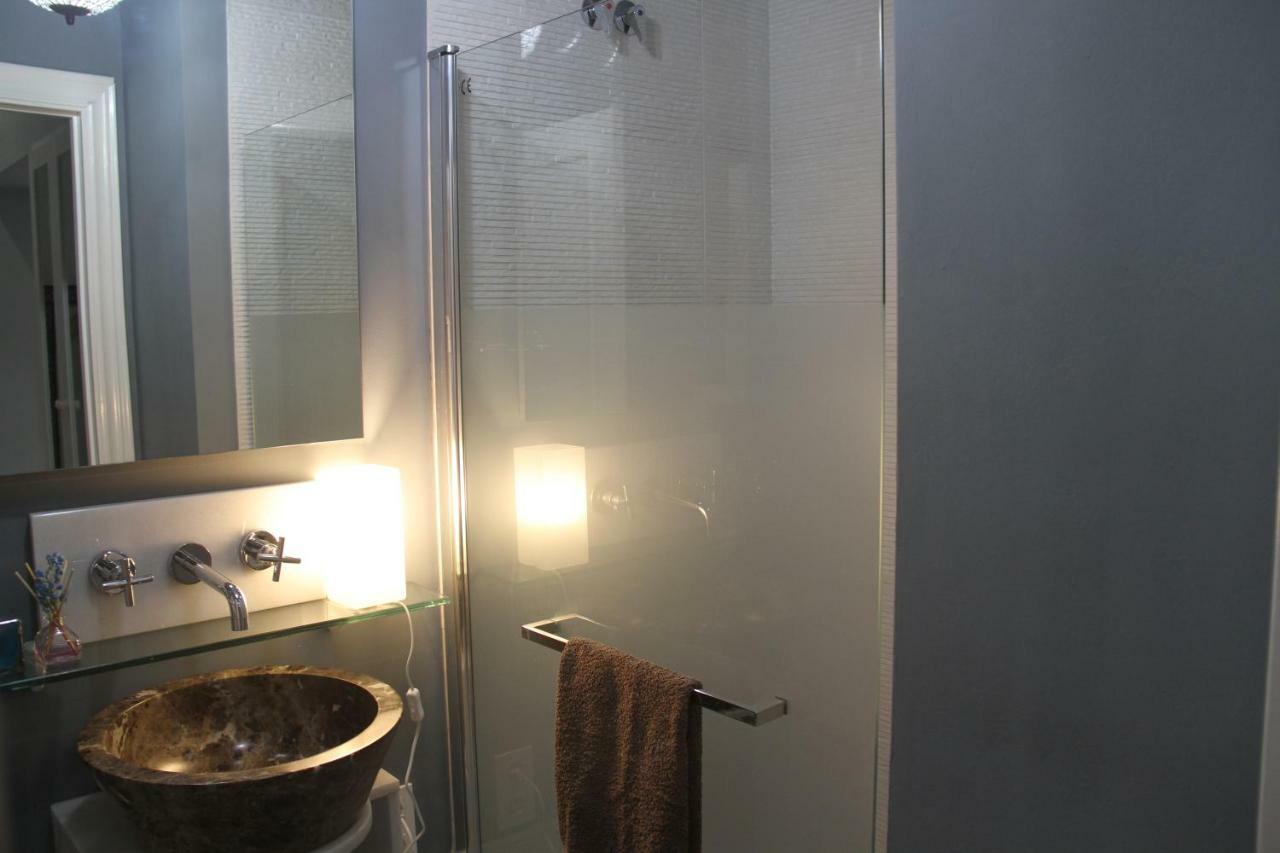 Luxurious 2 Bedroom Flat In A Historic Building Sevilla Bagian luar foto